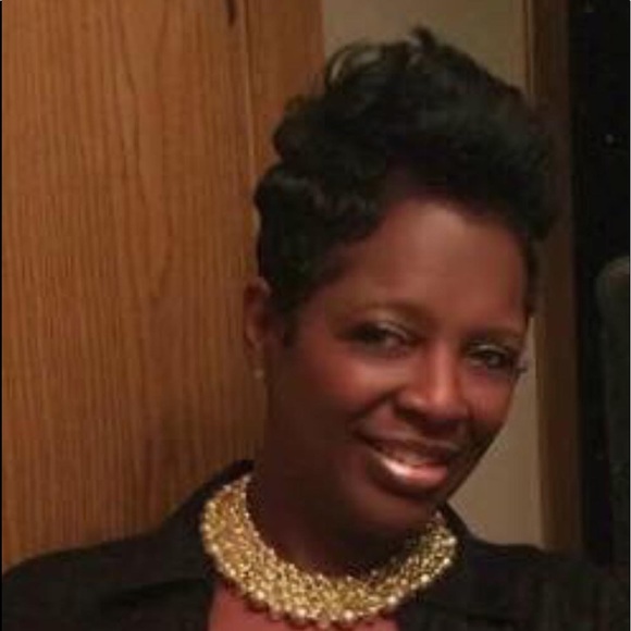 Meet your Posher, Johna - Picture 1 of 1